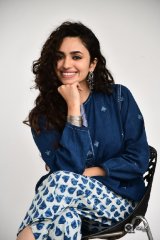 Malavika Nair New Stills